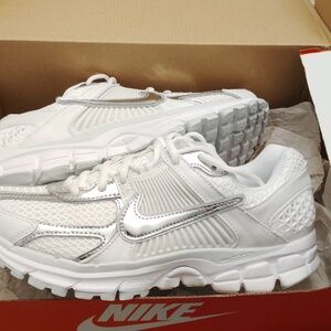 Nike Kids White and Silver Sneakers